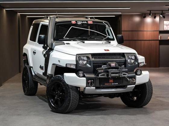 TROLLER T4 3.2 XLT 4X4 20V TURBO INTERCOOLER DIESEL 2P MANUAL